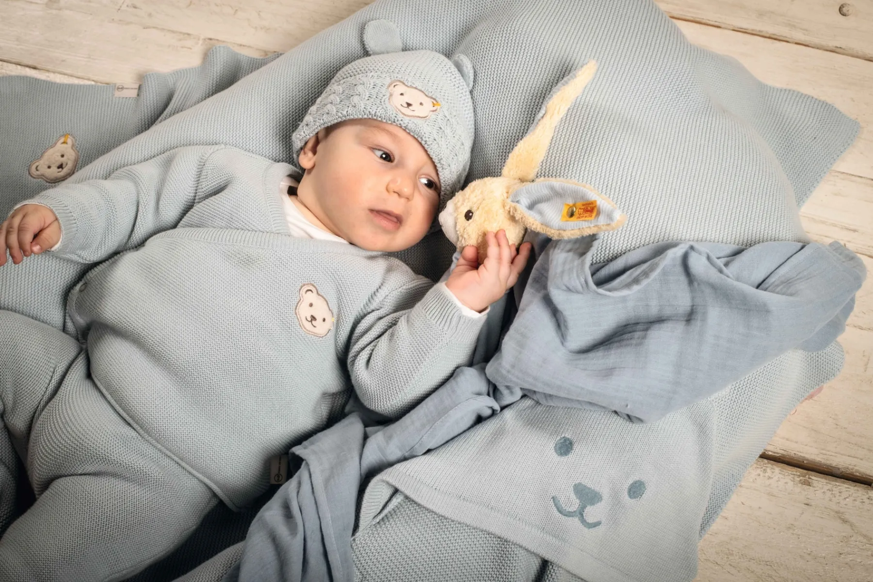 Steiff Naissance|Vêtements De Bébé Certifiés Gots*Ensemble pantalon + cache coeur GOTS, bleu clair